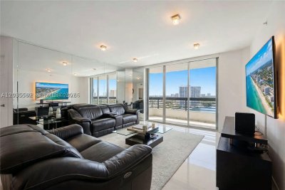 Comprar apartamento no Mystic Pointe 500 2013