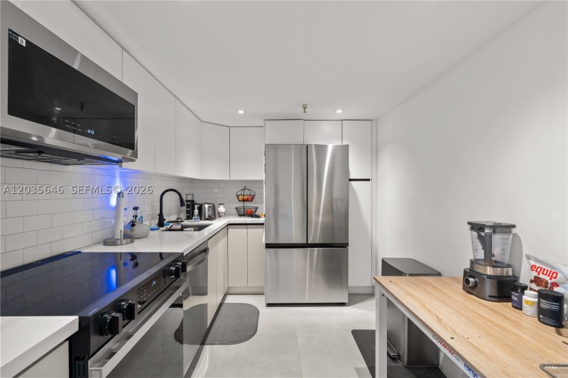Condo for sale at Waterview 331