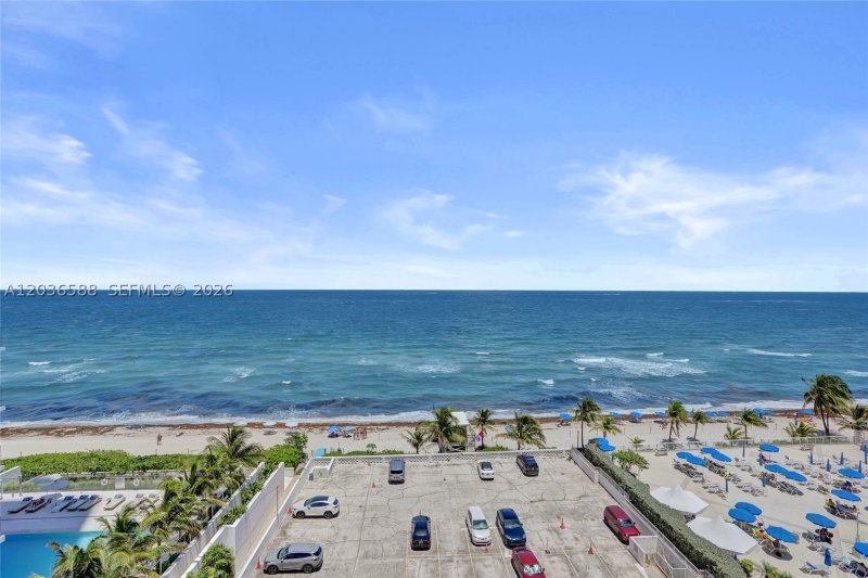 Apartment for rent at Parker Plaza Estates 821