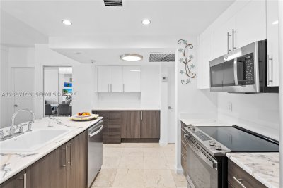 Aluguel de apartamento no Harbour House 807