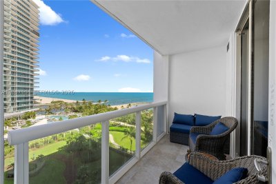 Aluguel de apartamento no Harbour House 807