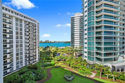 Aluguel de apartamento no Harbour House 807