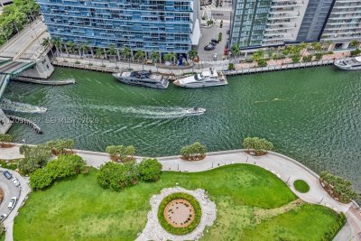 Icon Brickell Tower I Apt #3214