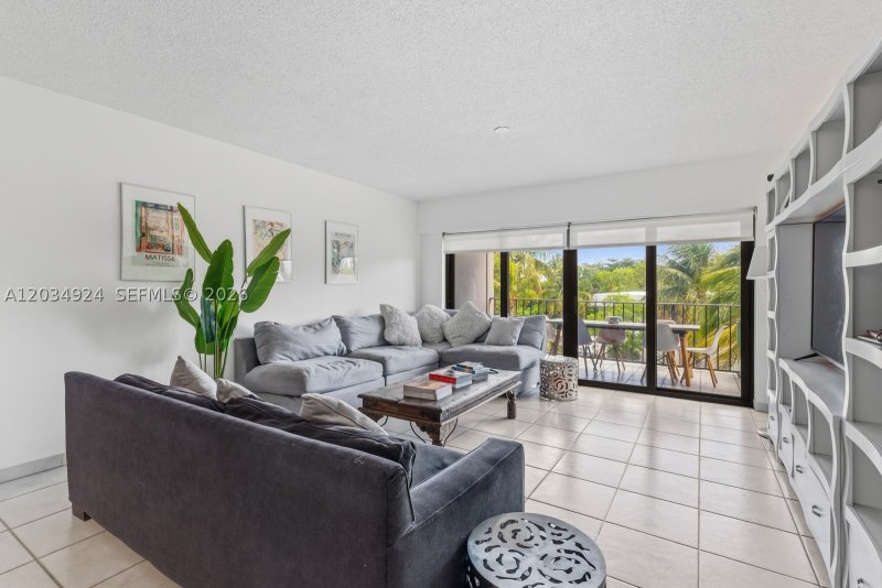 Apartment for rent at Ambassador 413
