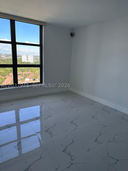 Alquiler de apartamento en Mystic Pointe 500 3208
