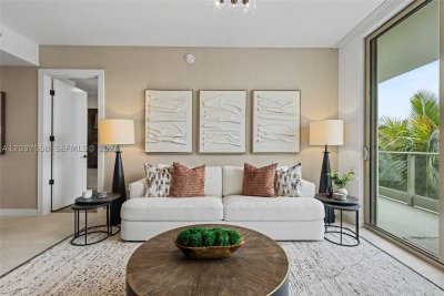 Comprar apartamento no 2200 Brickell 220