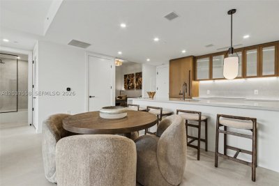 Comprar apartamento no 2200 Brickell 220