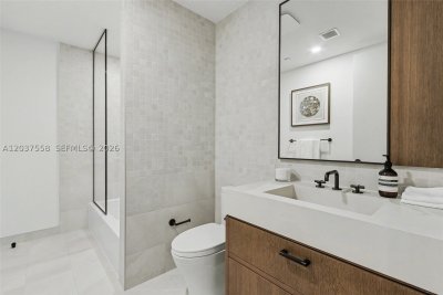 Comprar apartamento en 2200 Brickell 220