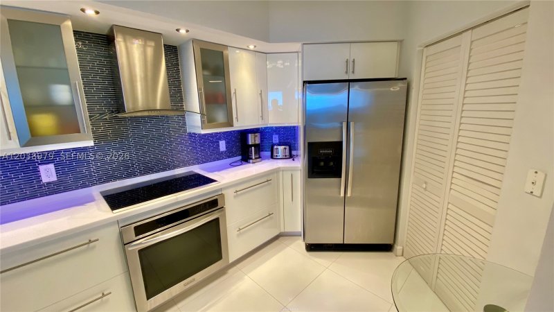 Apartment for rent at La Perla 1602