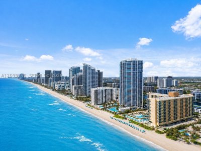 Comprar apartamento en The Wave Condo 908