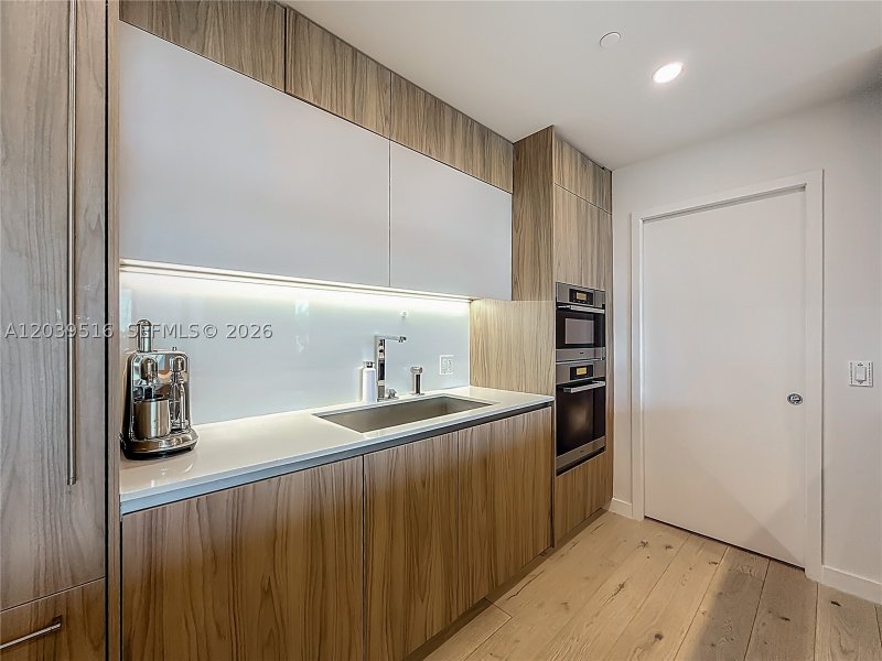 Alquiler de apartamento en Oceana Key Biscayne 305N