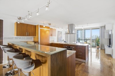 Comprar apartamento no 50 Biscayne 2510