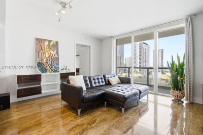 Comprar apartamento no 50 Biscayne 2510