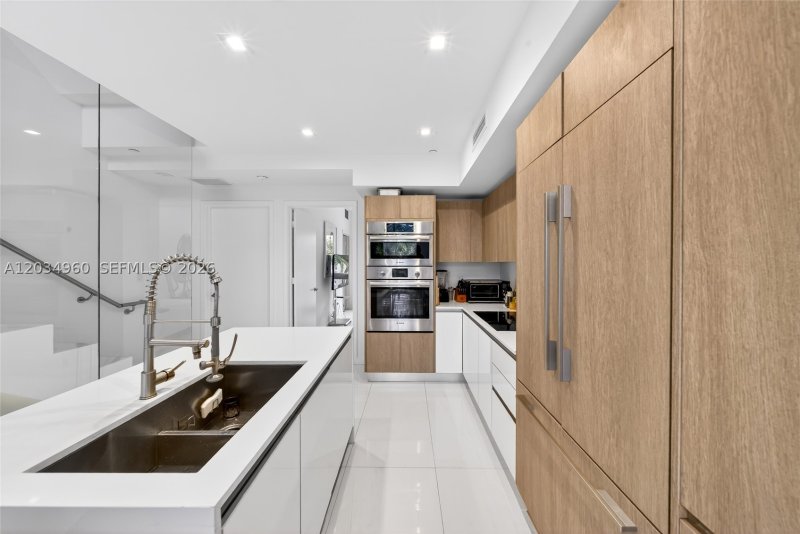 Comprar apartamento no One Bay Residences 311