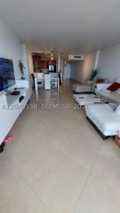 Aluguel de apartamento no Parker Tower 1510
