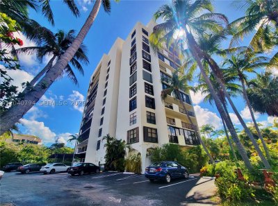 Palms of Key Biscayne Apt #2B