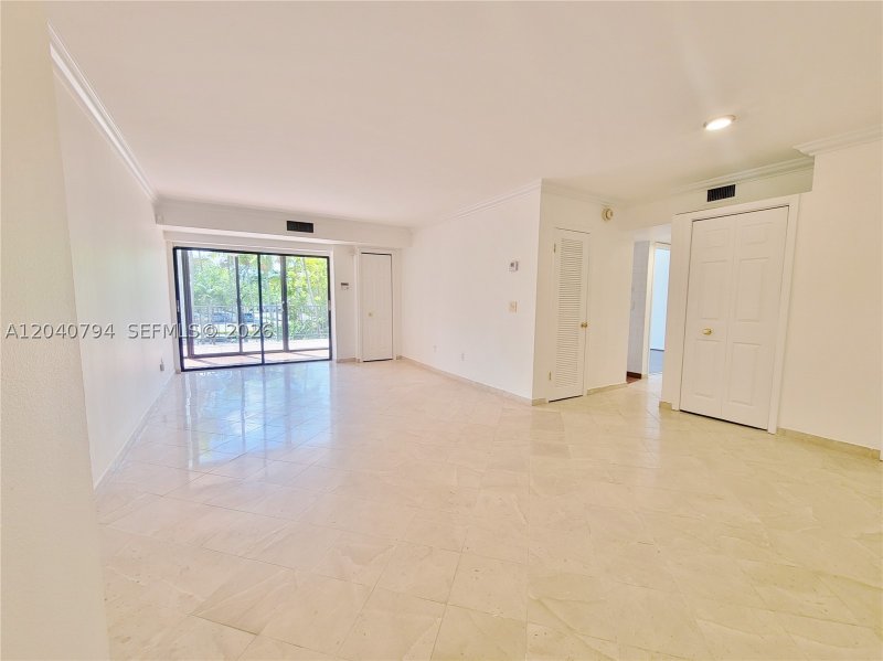 Alquiler de apartamento en Palms of Key Biscayne 2B