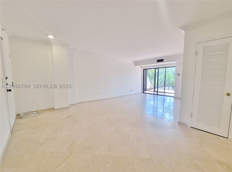 Alquiler de apartamento en Palms of Key Biscayne 2B