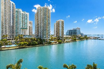 Comprar apartamento no Icon Brickell Tower II BAY807