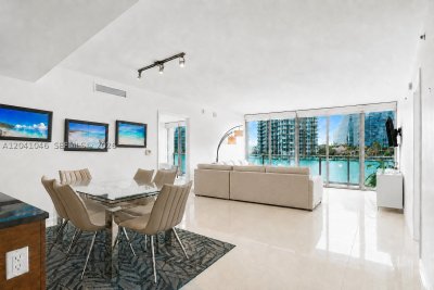 Comprar apartamento no Icon Brickell Tower II BAY807
