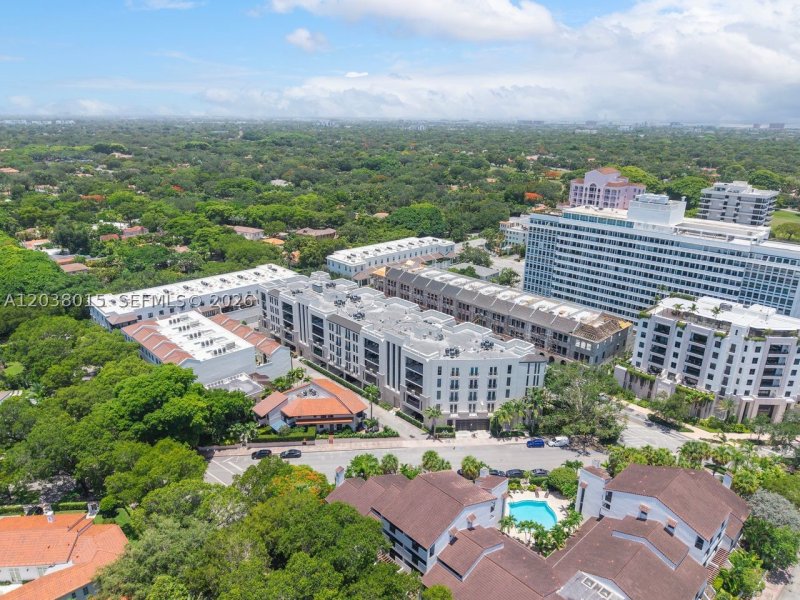 Condo for sale at Biltmore Parc 403