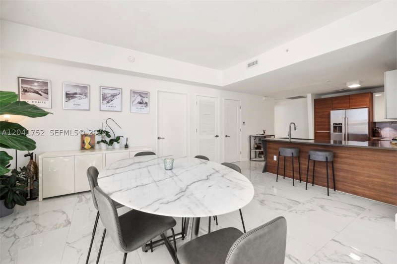 Comprar apartamento en The Crimson Miami 1001