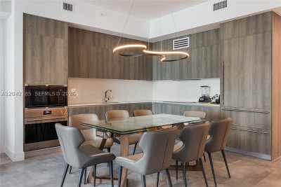 Comprar apartamento no Aurora 702