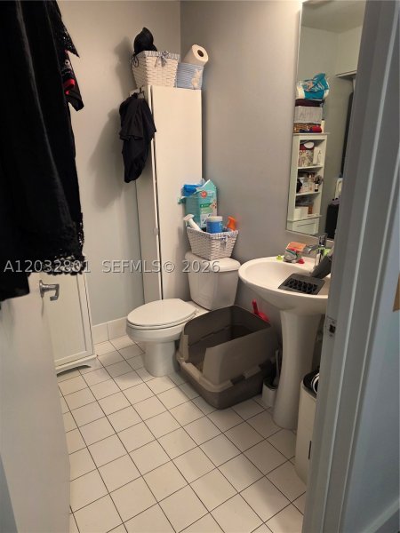 Condo for sale at Marina Blue 5107