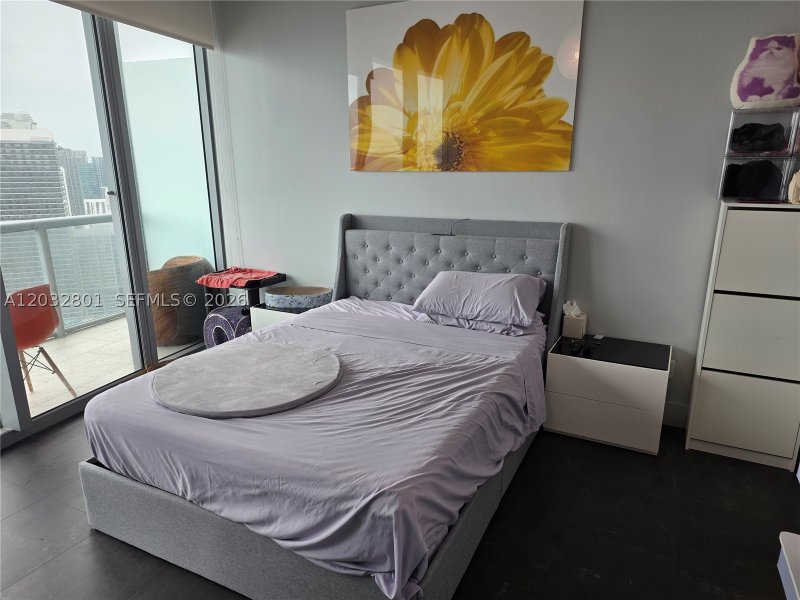 Condo for sale at Marina Blue 5107
