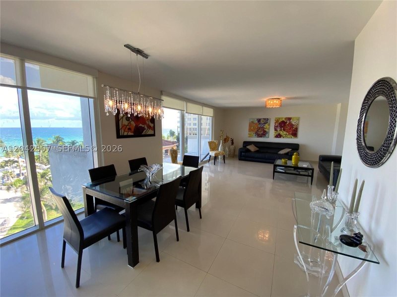 Condo for sale at Parker Plaza Estates 412