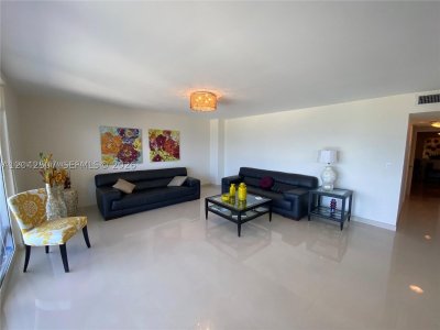 Comprar apartamento no Parker Plaza Estates 412