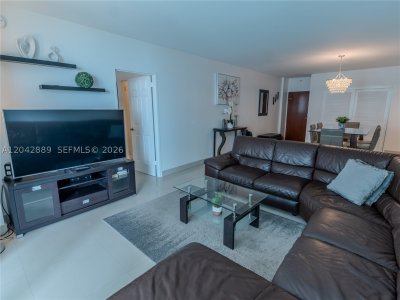 Comprar apartamento en Sian Ocean Residences 8J
