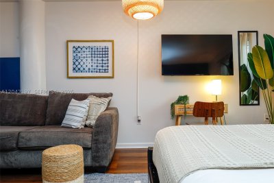 Comprar apartamento en Bayshore Yacht Tennis Club 812