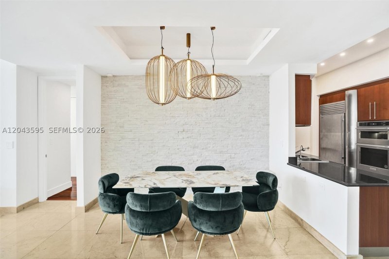 Comprar apartamento no Trump Palace 1607