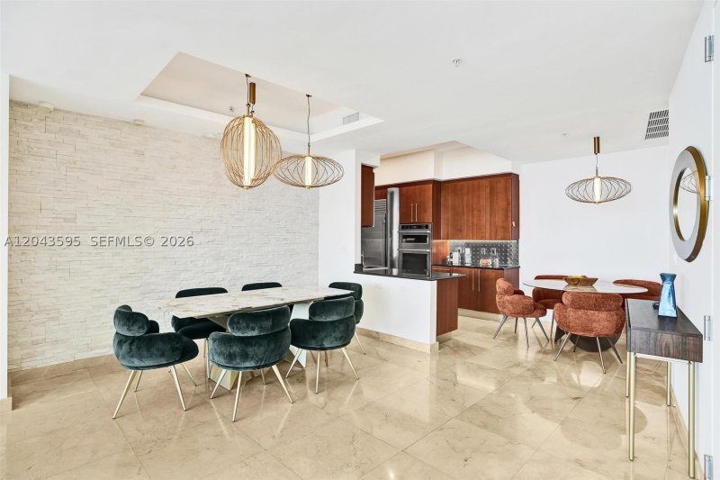 Comprar apartamento no Trump Palace 1607