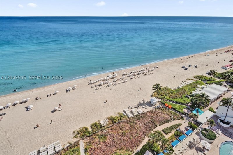 Comprar apartamento no Trump Palace 1607