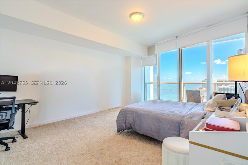 Apartment for rent at Icon Brickell Tower II 4609
