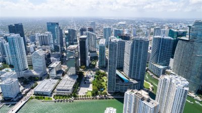 Icon Brickell Tower II Apt #4609