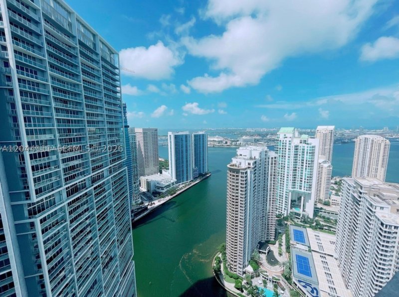 Apartment for rent at Icon Brickell Tower II 4804