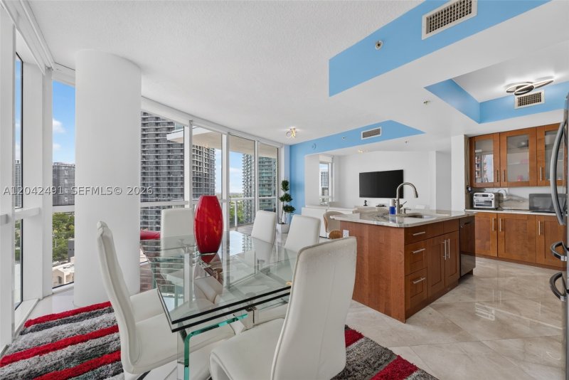 Comprar apartamento no Platinum Condo 1807