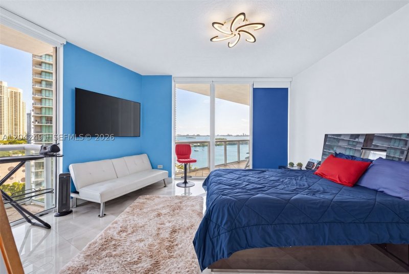 Comprar apartamento no Platinum Condo 1807