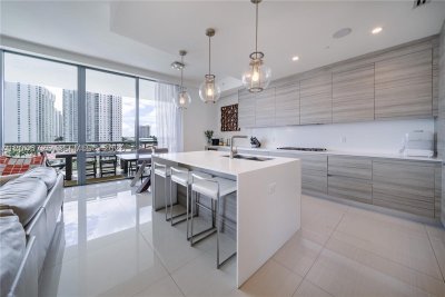 Comprar apartamento en Echo Aventura 606