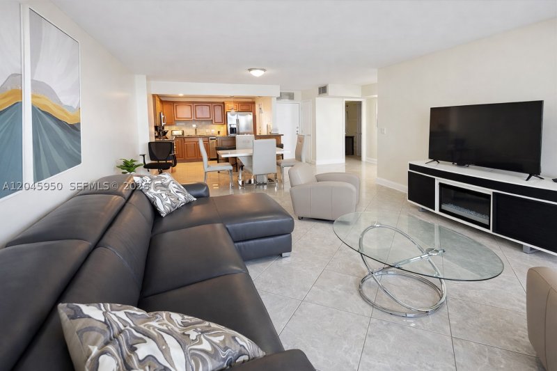 Apartment for rent at Grenoble at Quadomain 606