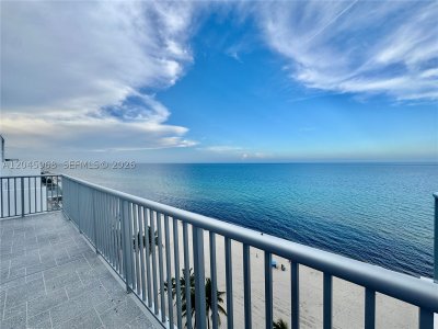 Comprar apartamento en Edgewater Beach Tower RGB