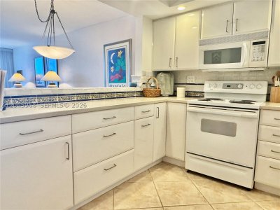 Comprar apartamento en Edgewater Beach Tower RGB