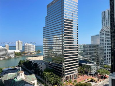 Aluguel de apartamento no 500 Brickell East Tower 2006