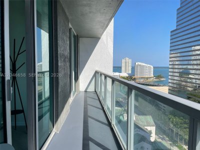 Aluguel de apartamento no 500 Brickell East Tower 2006