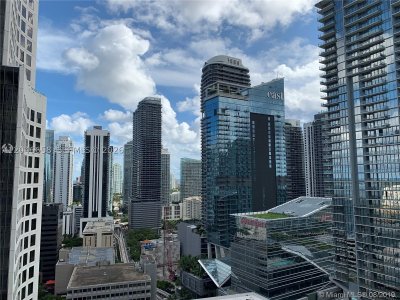 Aluguel de apartamento no 500 Brickell East Tower 2006