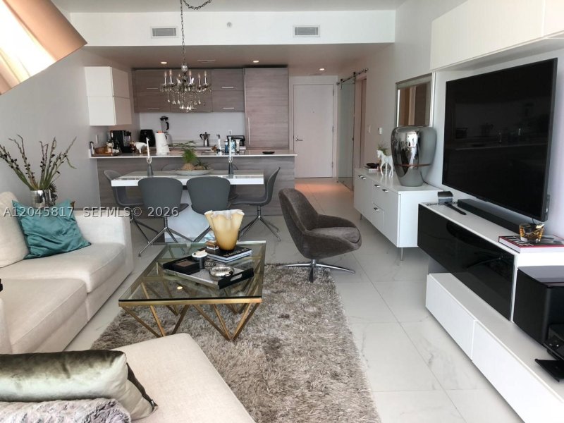 Comprar apartamento en Dua Miami - SLS Brickell Condo 3703