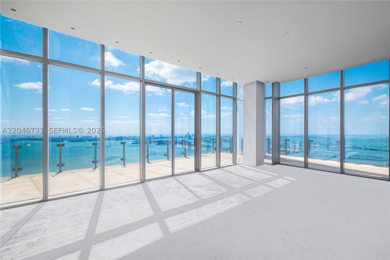 Comprar apartamento en Missoni Baia PH-02